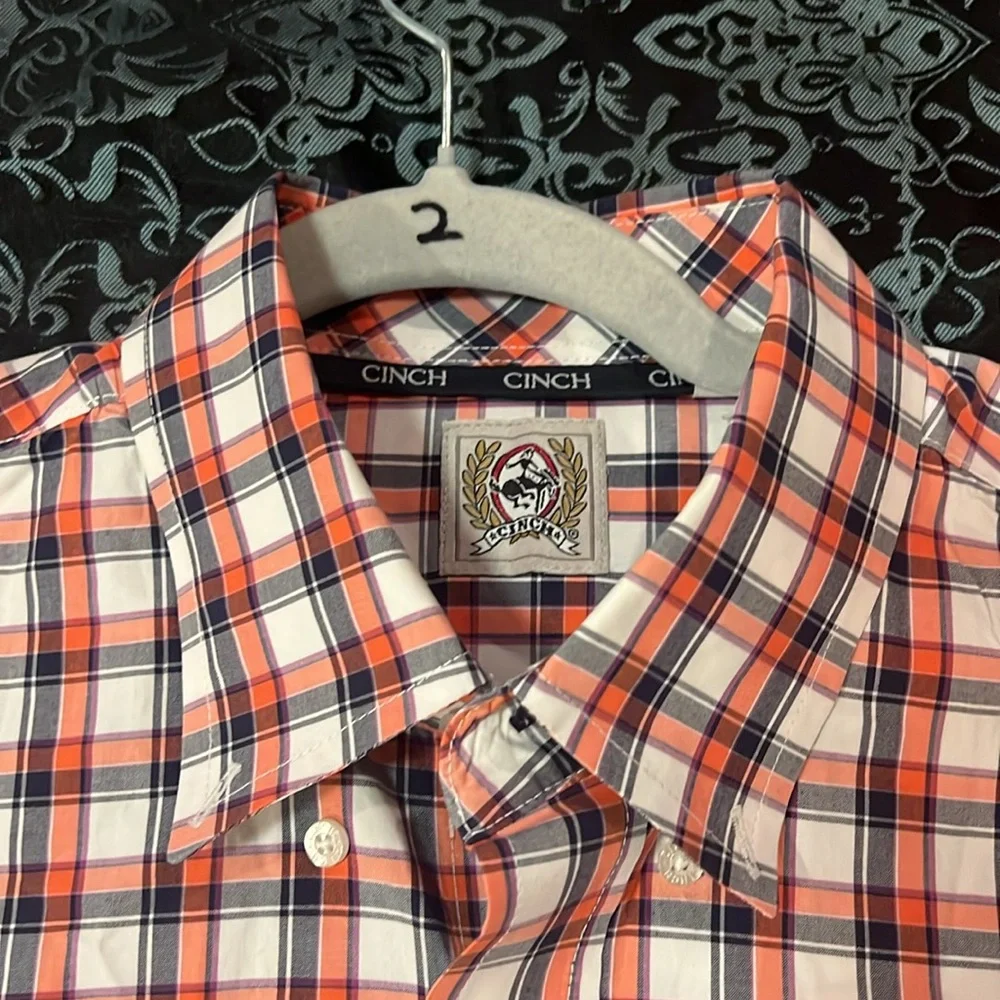 Cinch Men's Red and Blue Checkered Shirt, very nice, size large, S/S - Picture 7 of 8